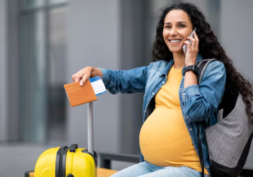 How to Sleep Comfortably on Your Side While Travelling Pregnant